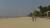 la plage � c�t� de l'h�tel