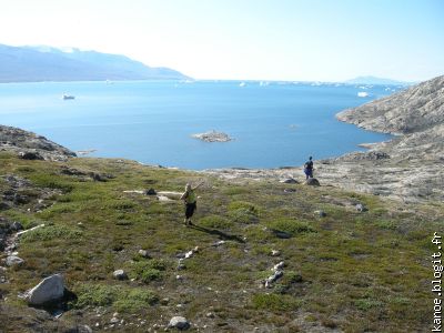 La pause hiking (tent ring au premier plan)